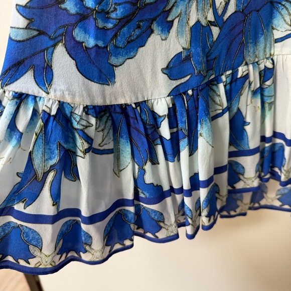 Camilla Blue and White Floral Blouse - Picture 5 of 9